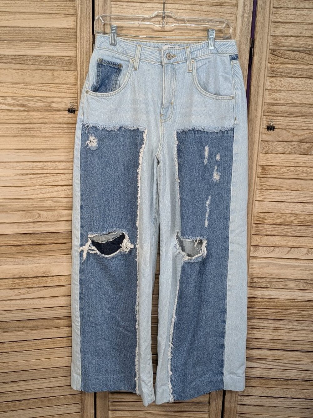 Forever 21 Premium Light Blue Two-Tone Distressed Women’s Jeans Size 26